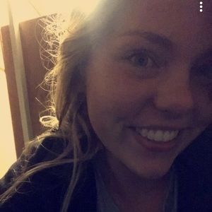 Meet your Posher, Mallory